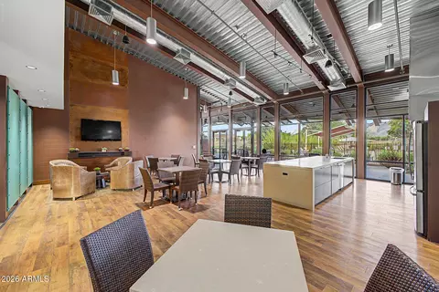 View/Area - 2690 E Hazeltine Way, Gilbert, AZ 85298 photo 2 of 15