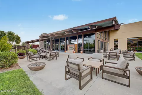 View/Area - 2690 E Hazeltine Way, Gilbert, AZ 85298 photo 6 of 15