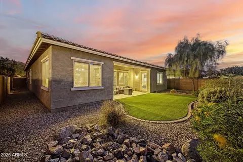 Exterior - 2690 E Hazeltine Way, Gilbert, AZ 85298 photo 10 of 12