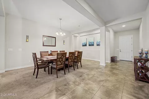 Dining - 2690 E Hazeltine Way, Gilbert, AZ 85298 photo 3 of 3
