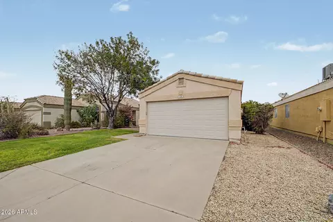 Exterior - 1368 W 18th Ave, Apache Junction, AZ 85120 photo 2 of 5