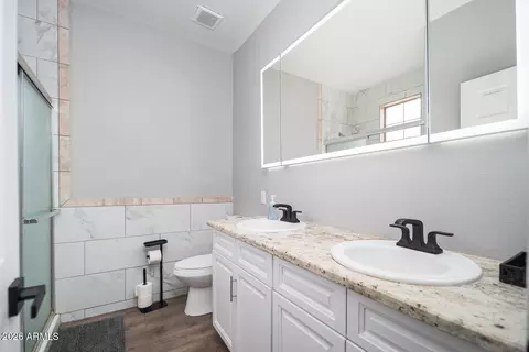 Bath - 1740 S Heritage Dr, Gilbert, AZ 85295 photo 4 of 4