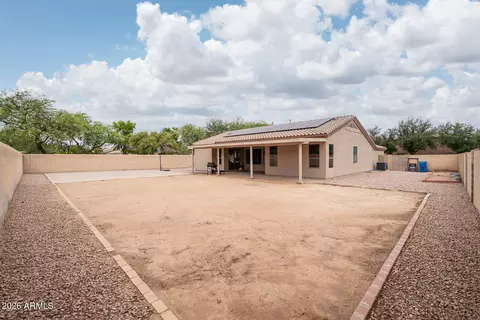 Exterior - 1740 S Heritage Dr, Gilbert, AZ 85295 photo 3 of 4