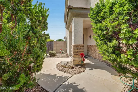 Exterior - 8433 E Peralta Ave, Mesa, AZ 85212 photo 3 of 7