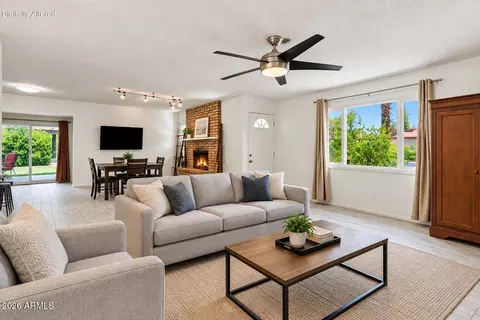 Living - 604 E Dunbar Dr, Tempe, AZ 85282 photo 2 of 2