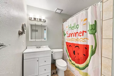 Bath - 604 E Dunbar Dr, Tempe, AZ 85282 photo 1 of 3