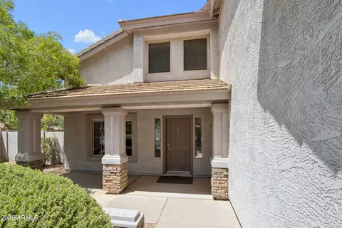 Exterior - 3324 E Washington Ave, Gilbert, AZ 85234 photo 2 of 7