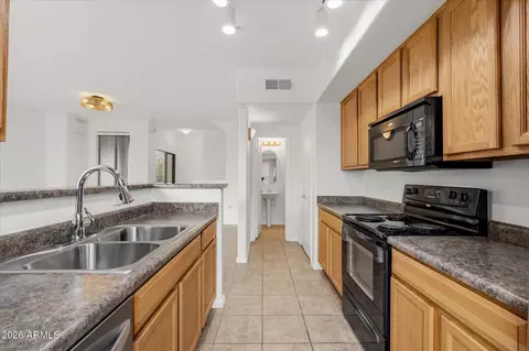 Kitchen - 2402 E 5th St #1591, Tempe, AZ 85281 photo 1 of 2