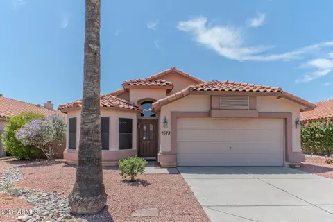 7573 W Kerry Ln, Glendale, AZ 85308