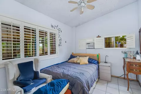 Bedroom - 2240 E Whitton Ave, Phoenix, AZ 85016 photo 4 of 4