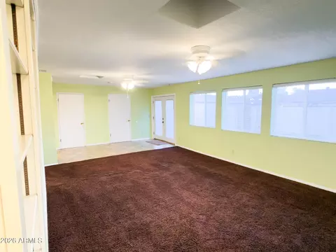 Living - 3136 W Wethersfield Rd, Phoenix, AZ 85029 photo 3 of 4