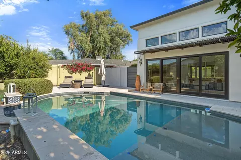 Exterior - 3230 E Colter St, Phoenix, AZ 85018 photo 5 of 6