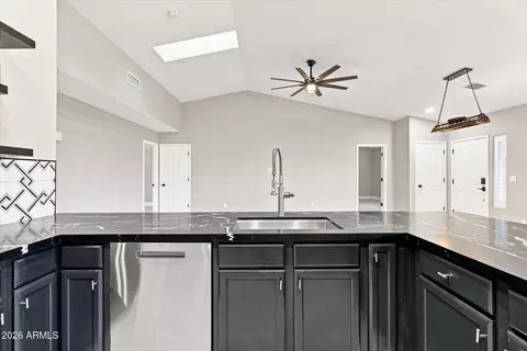 Kitchen - 1534 N Acacia Rd, Apache Junction, AZ 85119 photo 9 of 10