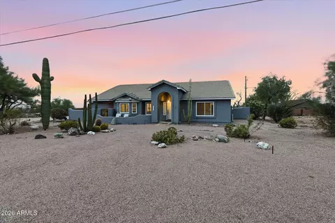Exterior - 1534 N Acacia Rd, Apache Junction, AZ 85119 photo 2 of 12