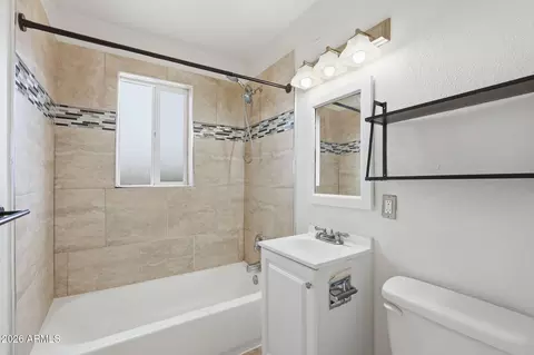 Bath - 3337 W Thomas Rd, Phoenix, AZ 85017 photo 1 of 2