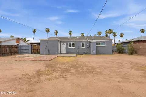 Exterior - 3337 W Thomas Rd, Phoenix, AZ 85017 photo 1 of 2