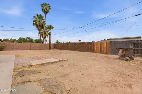 Exterior - 3337 W Thomas Rd, Phoenix, AZ 85017 photo 2 of 2