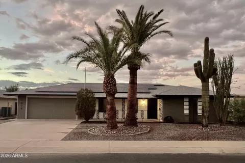 9614 W Pineridge Dr, Sun City, AZ 85351