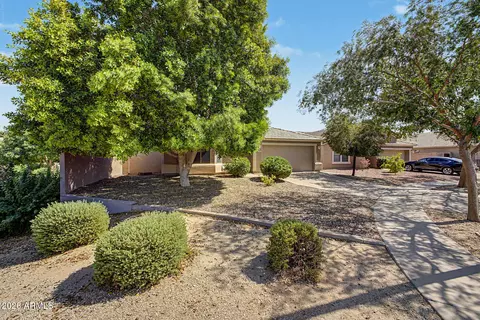 Exterior - 1743 E Branham Ln, Phoenix, AZ 85042 photo 4 of 12