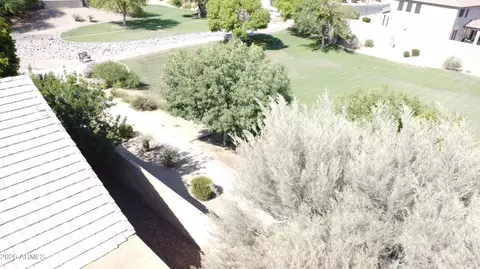 View/Area - 1743 E Branham Ln, Phoenix, AZ 85042 photo 2 of 3