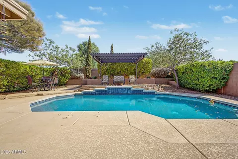 Exterior - 1743 E Branham Ln, Phoenix, AZ 85042 photo 9 of 12