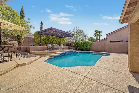 Exterior - 1743 E Branham Ln, Phoenix, AZ 85042 photo 8 of 12