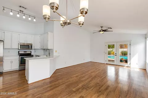 Living - 2010 E Aire Libre Ave, Phoenix, AZ 85022 photo 4 of 5