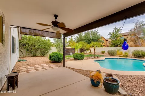 Exterior - 2010 E Aire Libre Ave, Phoenix, AZ 85022 photo 3 of 5