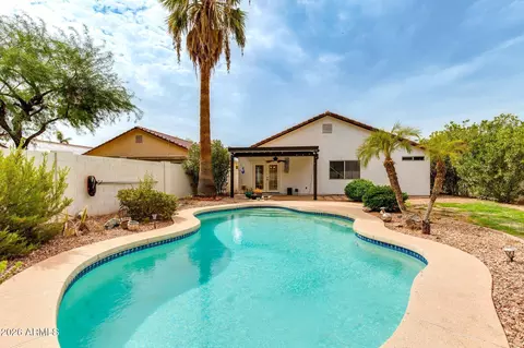 Exterior - 2010 E Aire Libre Ave, Phoenix, AZ 85022 photo 5 of 5