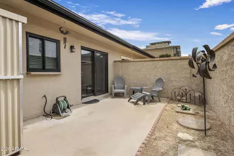 Exterior - 1320 E Bethany Home Rd #77, Phoenix, AZ 85014 photo 3 of 7