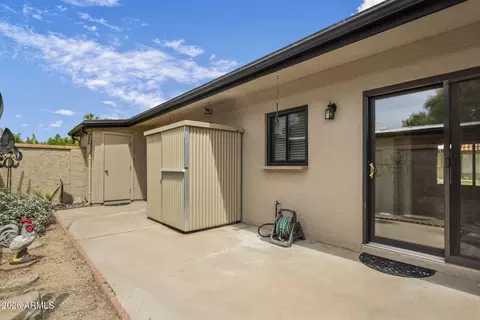 Exterior - 1320 E Bethany Home Rd #77, Phoenix, AZ 85014 photo 2 of 7