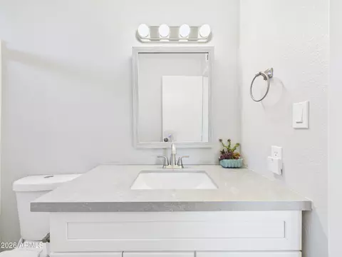 Bath - 4101 E Mandan St, Phoenix, AZ 85044 photo 3 of 8