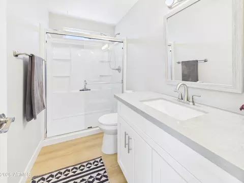 Bath - 4101 E Mandan St, Phoenix, AZ 85044 photo 1 of 8