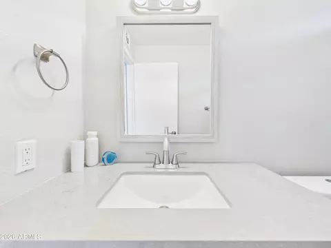 Bath - 4101 E Mandan St, Phoenix, AZ 85044 photo 6 of 8