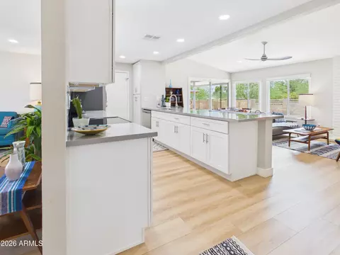 Kitchen - 4101 E Mandan St, Phoenix, AZ 85044 photo 10 of 10
