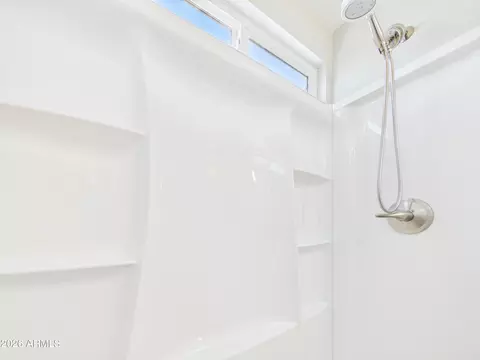 Bath - 4101 E Mandan St, Phoenix, AZ 85044 photo 4 of 8
