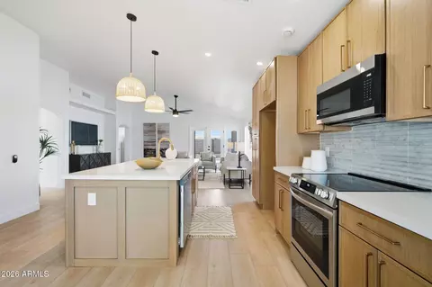 Kitchen - 2202 E Monona Dr, Phoenix, AZ 85024 photo 6 of 6