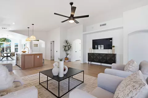 Living - 2202 E Monona Dr, Phoenix, AZ 85024 photo 2 of 2