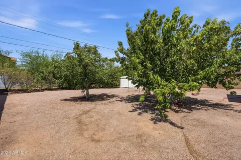 Exterior - 844 E Desert Ave, Apache Junction, AZ 85119 photo 8 of 10