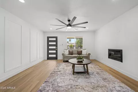 Living - 4204 N 19th St, Phoenix, AZ 85016 photo 1 of 1