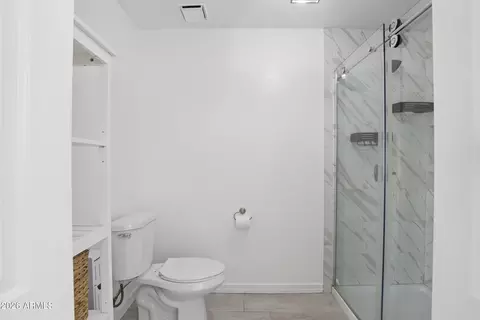 Bath - 3850 E Grove Ave, Mesa, AZ 85206 photo 4 of 6
