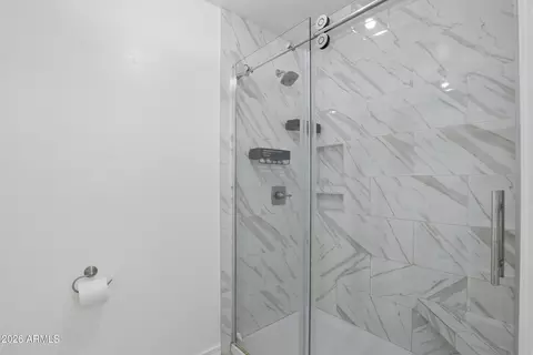 Bath - 3850 E Grove Ave, Mesa, AZ 85206 photo 3 of 6
