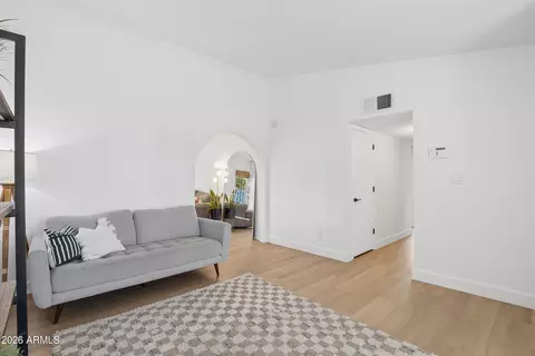 Entry Way - 3850 E Grove Ave, Mesa, AZ 85206 photo 1 of 1