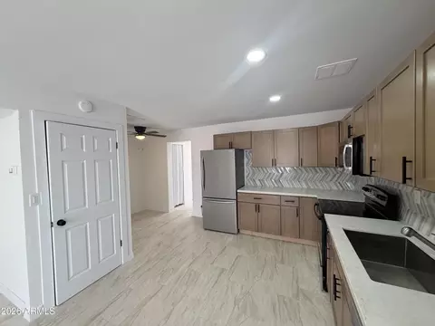 Kitchen - 338 E Marilyn Ave, Mesa, AZ 85210 photo 2 of 2