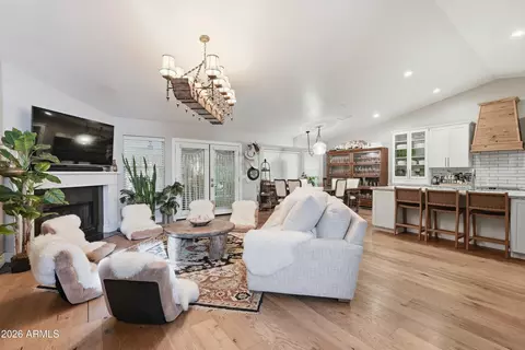 Living - 813 N 110th St, Mesa, AZ 85207 photo 5 of 8