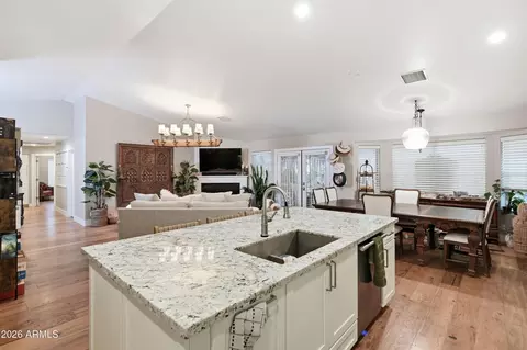 Kitchen - 813 N 110th St, Mesa, AZ 85207 photo 6 of 10