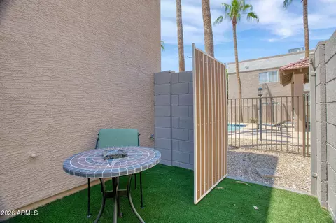 Exterior - 3221 N 37th St #18, Phoenix, AZ 85018 photo 2 of 6
