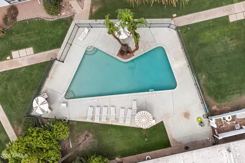 Exterior - 3242 E Camelback Rd #204, Phoenix, AZ 85018 photo 8 of 10