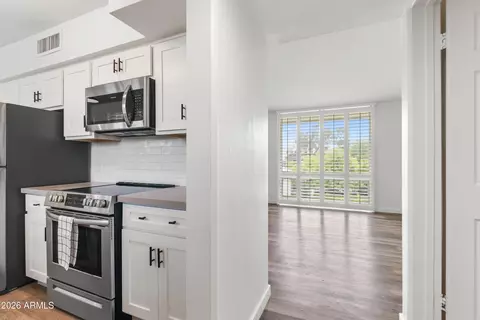 Other - 3242 E Camelback Rd #204, Phoenix, AZ 85018 photo 2 of 14