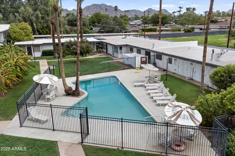 Exterior - 3242 E Camelback Rd #204, Phoenix, AZ 85018 photo 6 of 10
